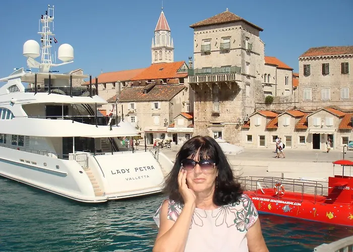 Z&e * Trogir